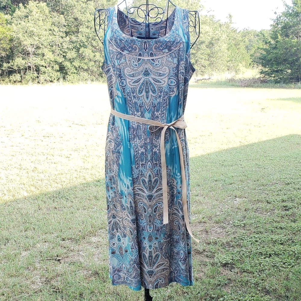 Sleeveless Midi Dress